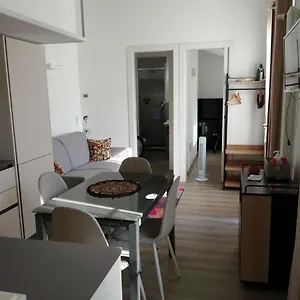 https://stefanias-corner-apartment-in-bergamo.it-lombardy.com